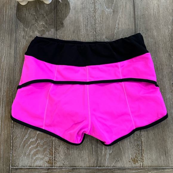 Training Shorts - Picture 7 of 9